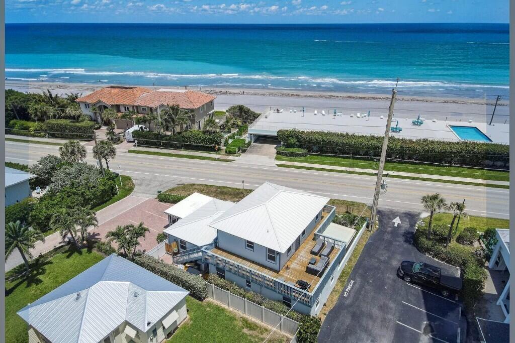 444 ZEPHYR Way, Juno Beach FL 33408 photo 2