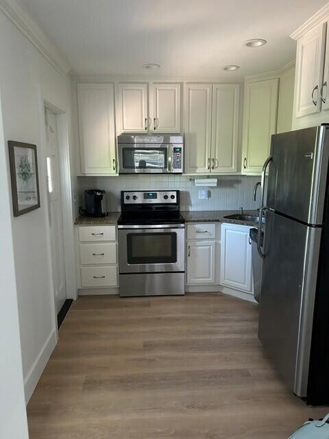 444 ZEPHYR Way, Juno Beach FL 33408 photo 4