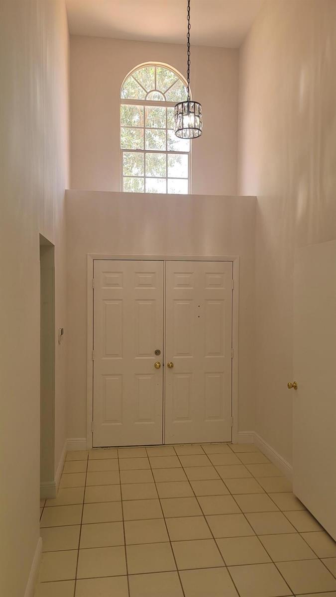 7570 DIAMOND POINTE Circle, Delray Beach FL 33446 photo 2