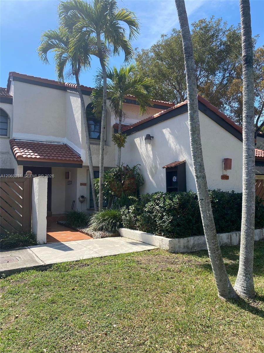 12432 SW 94th Ln, Miami FL 33186