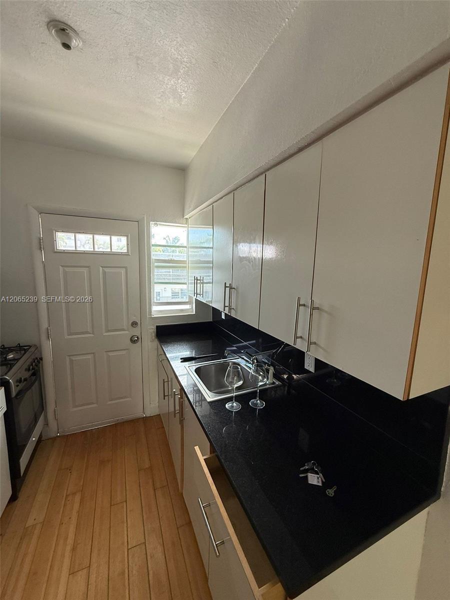 7510 Carlyle Ave # 5, Miami Beach FL 33141