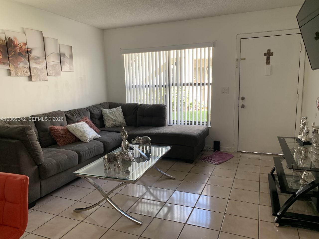 15324 SW 72nd St # 14, Miami FL 33193 photo 3