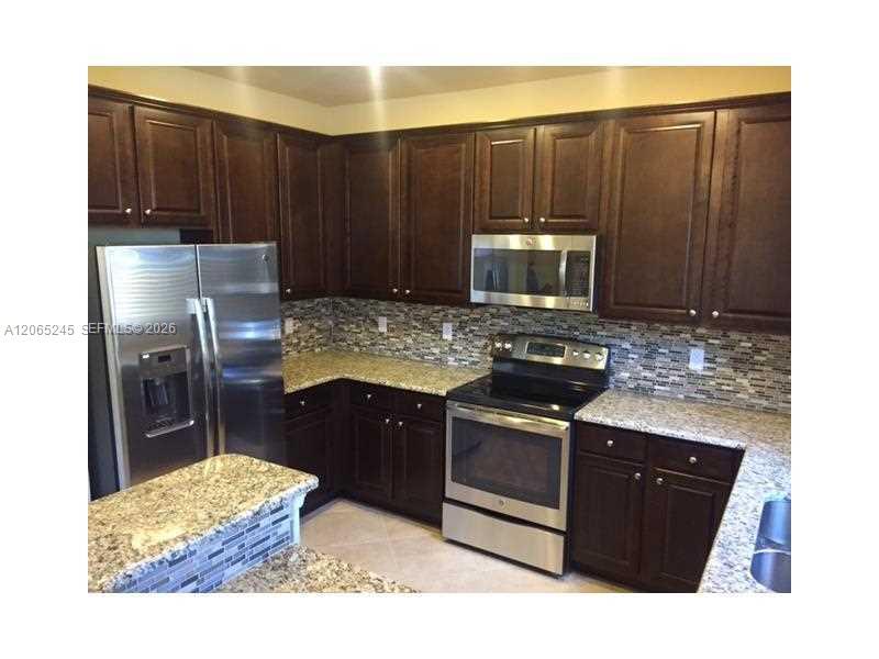 8444 Lakeview Trl, Parkland FL 33076 photo 2