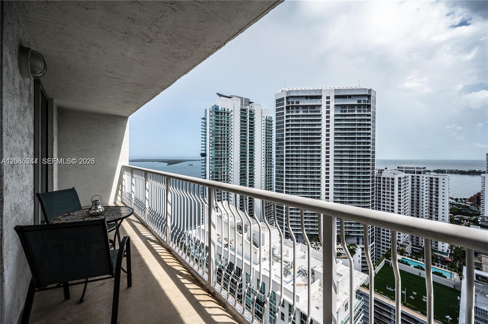 1200 Brickell Bay Dr # 3821, Miami FL 33131 photo 3