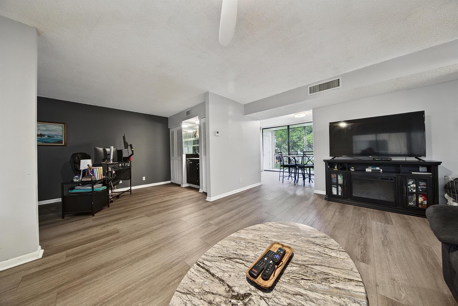 5190 LAS VERDES Circle # 214, Delray Beach FL 33484 photo 3