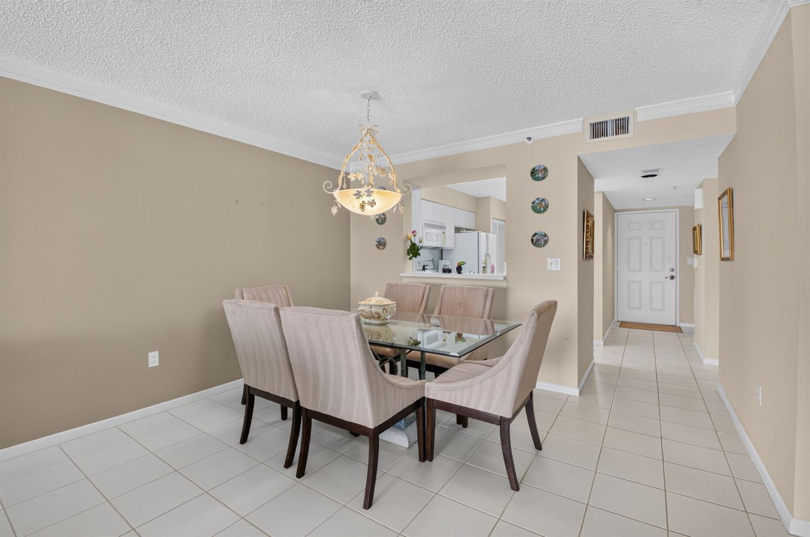 14096 HUNTINGTON POINTE Drive # 309, Delray Beach FL 33484 photo 2