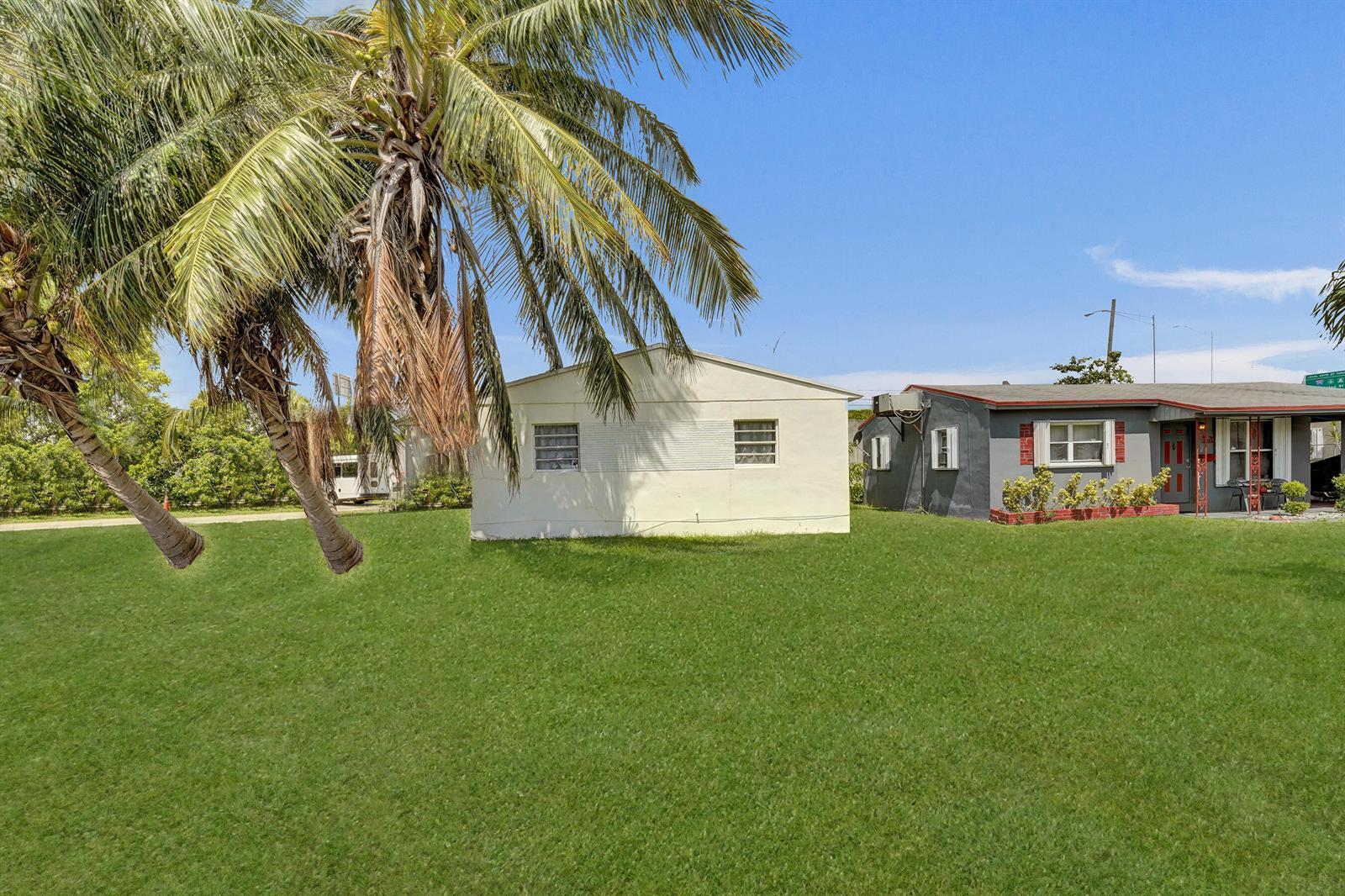 2901 FLETCHER Street, Hollywood FL 33020 photo 3