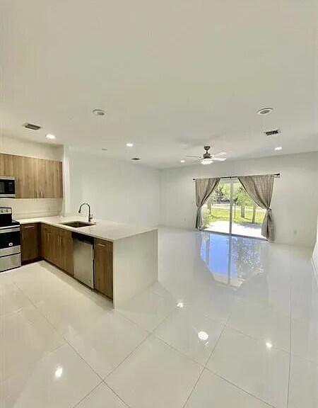 1060 CRYSTAL Way # 103, Delray Beach FL 33444 photo 3