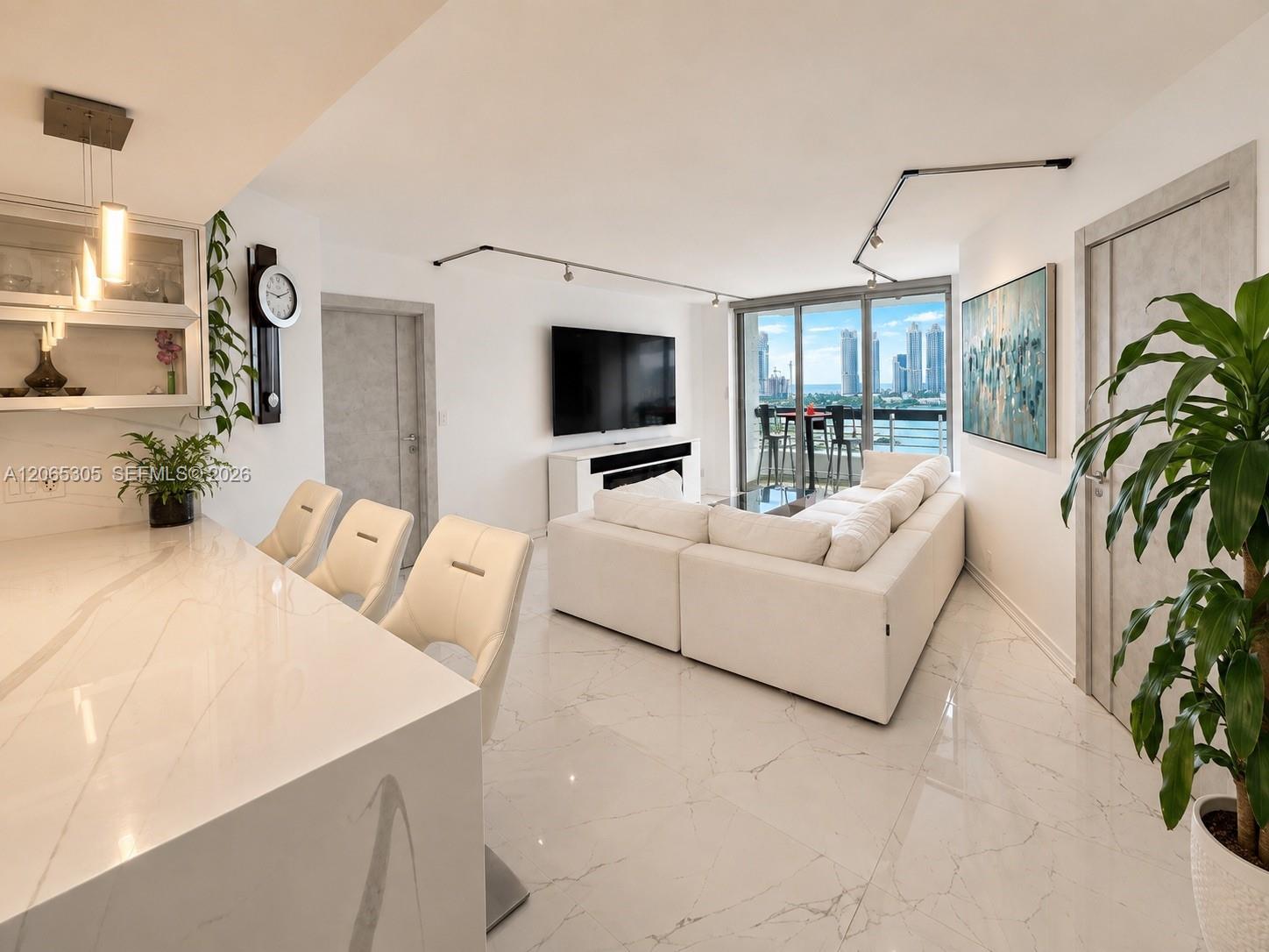 3600 Mystic Pointe Dr # 1715, Aventura FL 33180 photo 3
