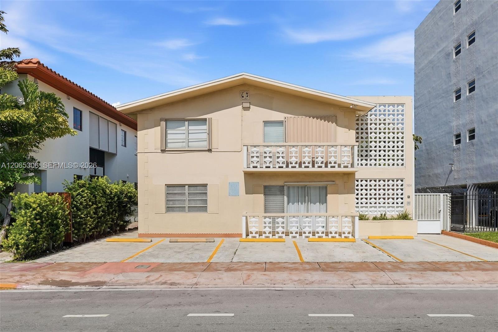 7434 Harding Ave # 9, Miami Beach FL 33141 photo 2