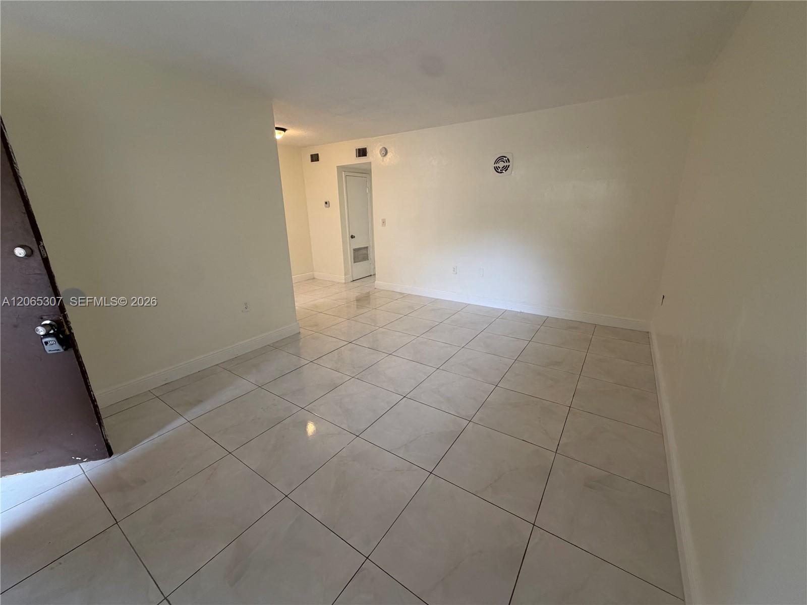 16150 NE 19th Ct # 2, North Miami Beach FL 33162 photo 2
