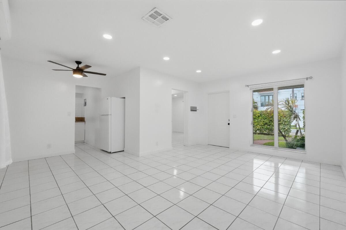 1201 N VICTORIA PARK Road # 1203, Fort Lauderdale FL 33304 photo 4