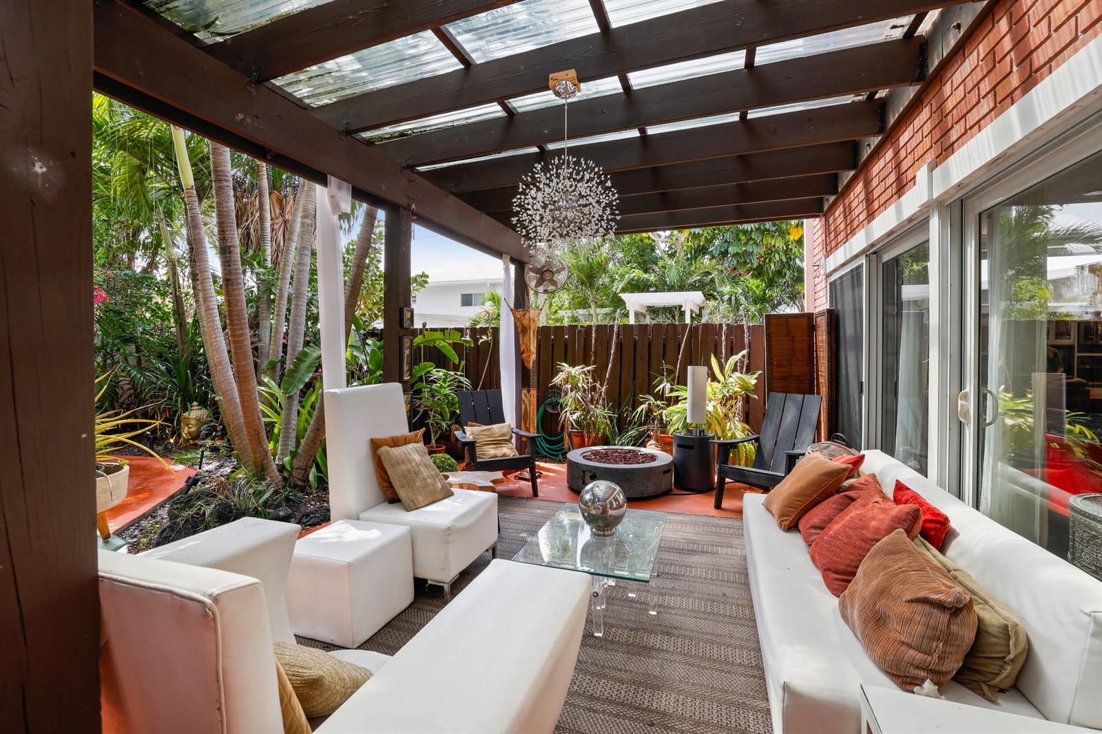 7 Middlesex Drive, Wilton Manors FL 33305 photo 3