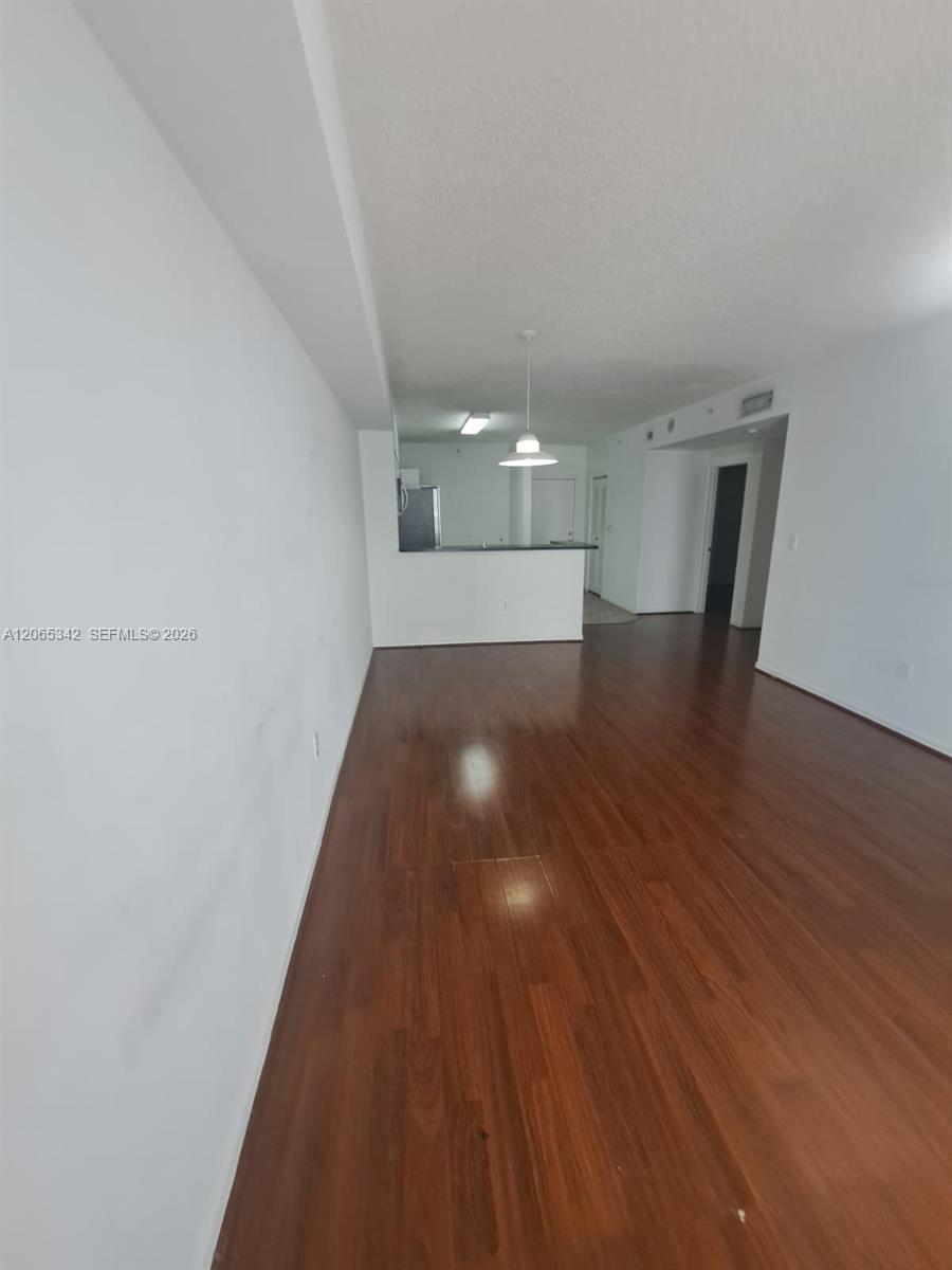 5091 NW 7th St # 1007, Miami FL 33126 photo 4