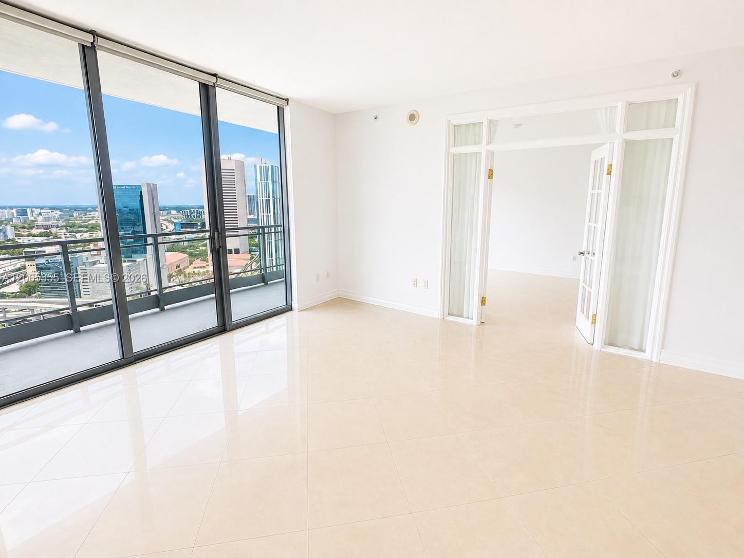 90 SW 3rd St # 3106, Miami FL 33130 photo 3