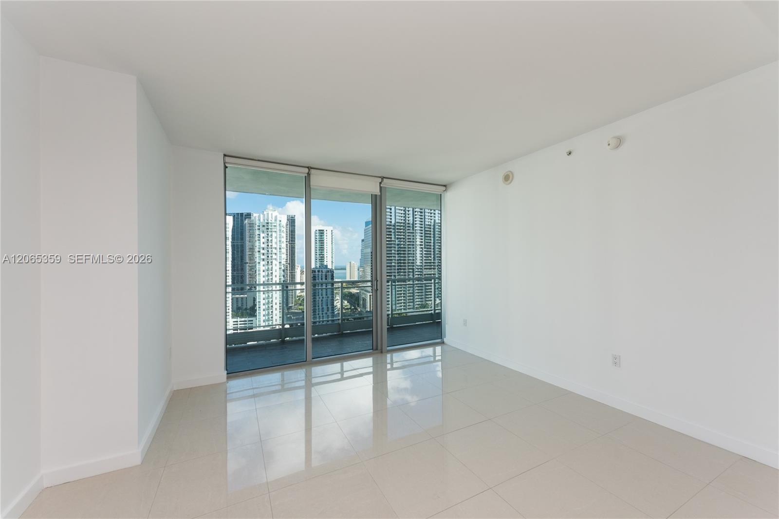 92 SW 3rd Street # 2812, Miami FL 33130 photo 5
