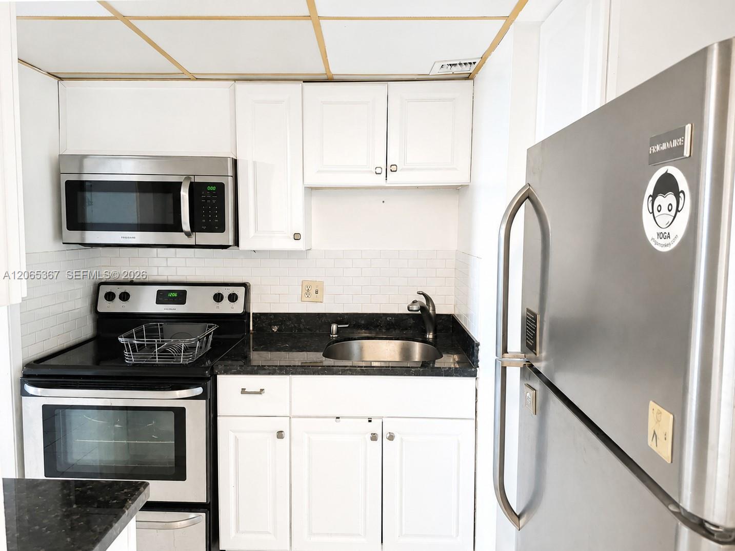 2841 NE 163rd St # 608, North Miami Beach FL 33160 photo 4