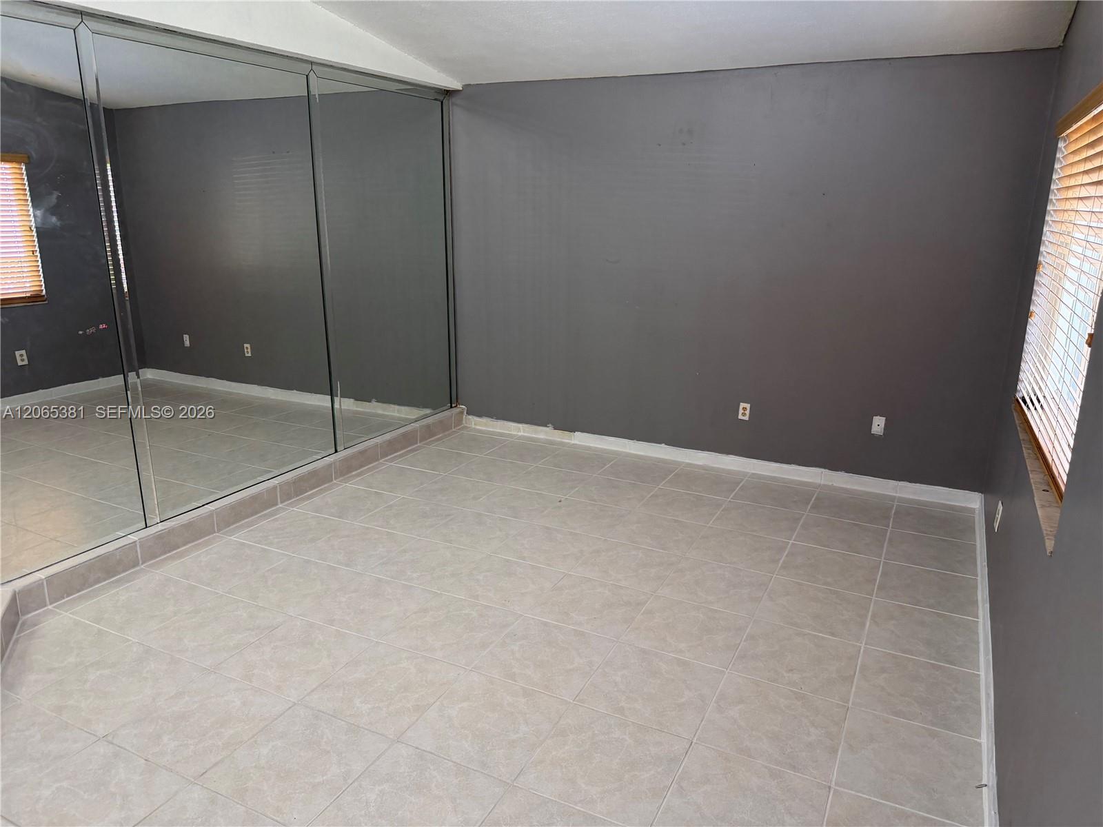 Miami, FL 33165 photo 4