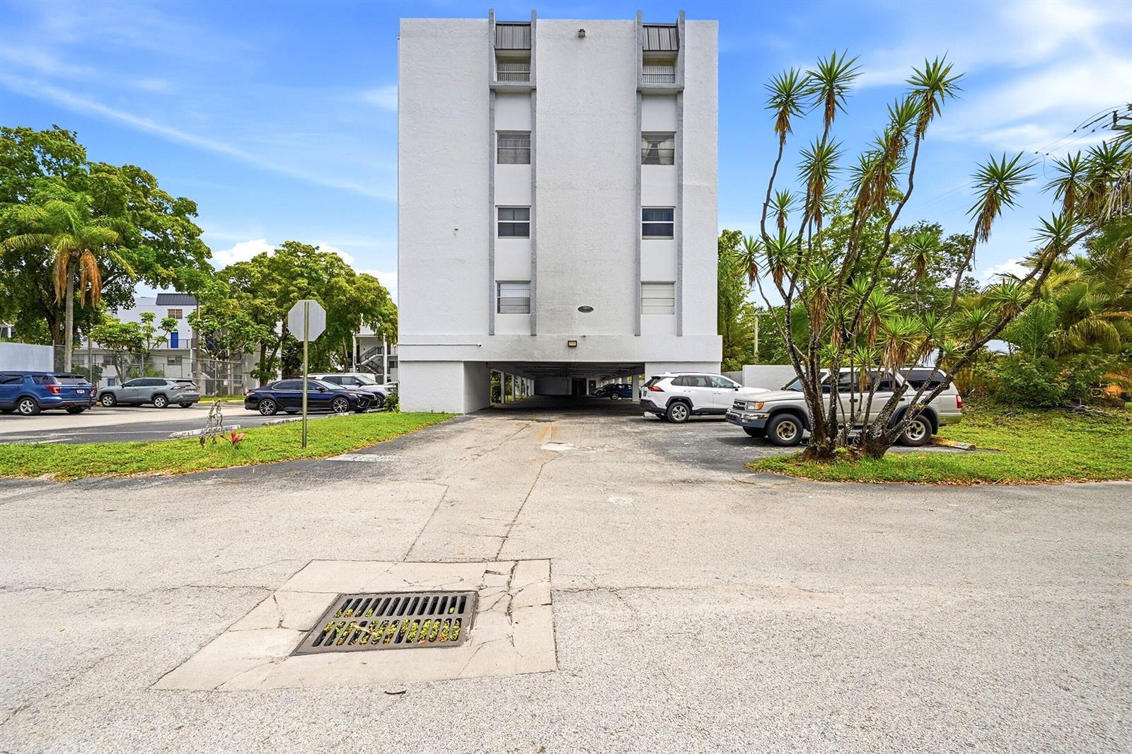7541 NW 16th Street # 1211, Plantation FL 33313 photo 2