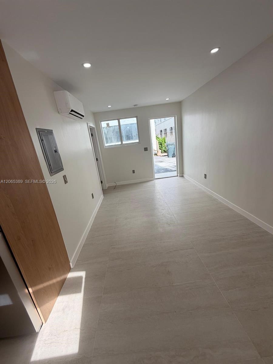 2436 SW 7th St # 10, Miami FL 33135 photo 2