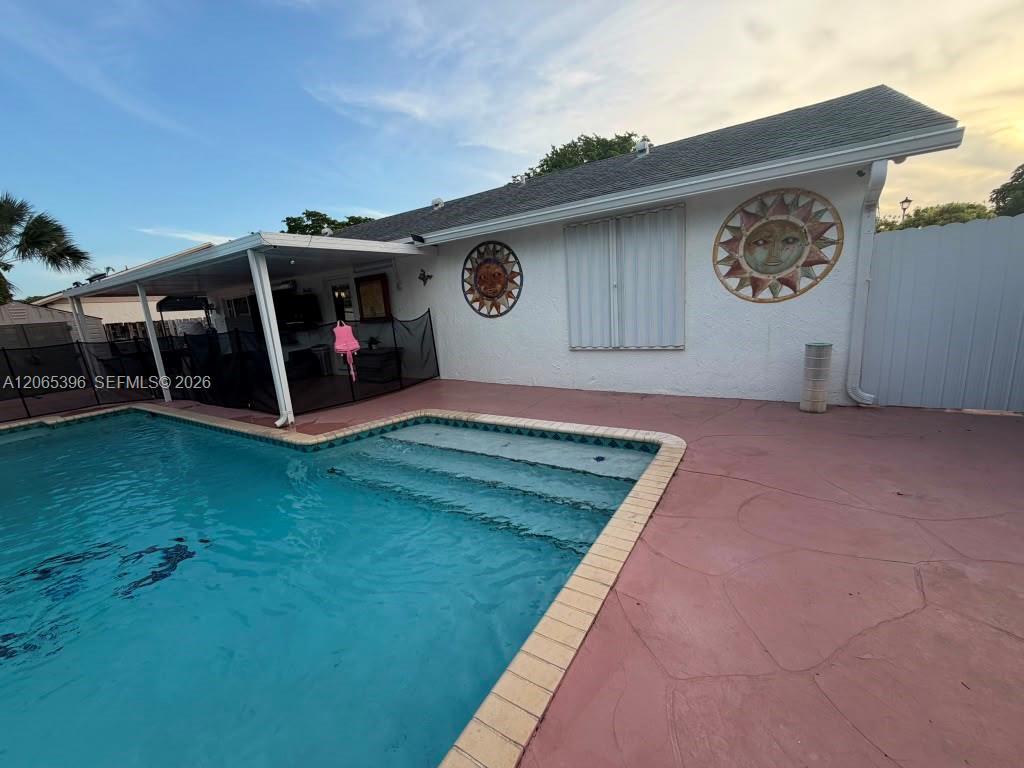 19631 NW 57th Pl, Hialeah FL 33015