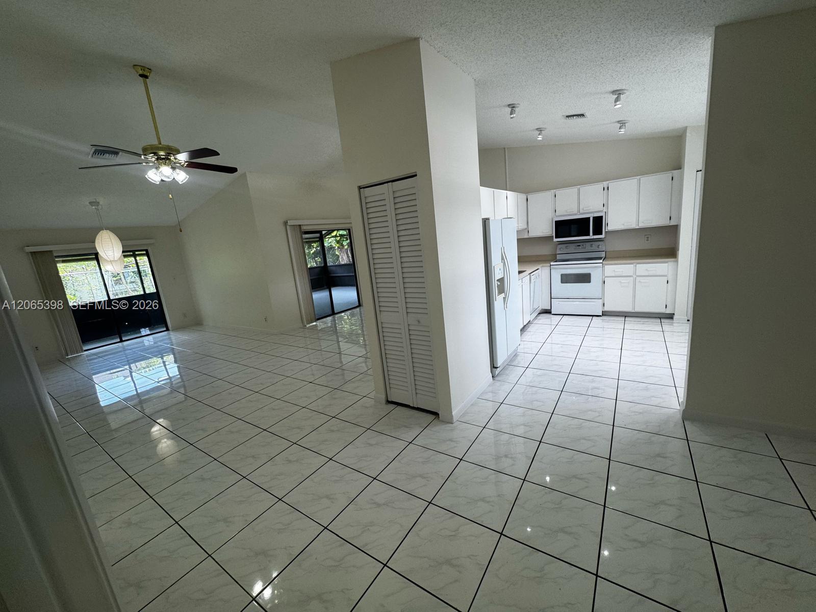 8848 NW 76th Ct, Tamarac FL 33321 photo 3