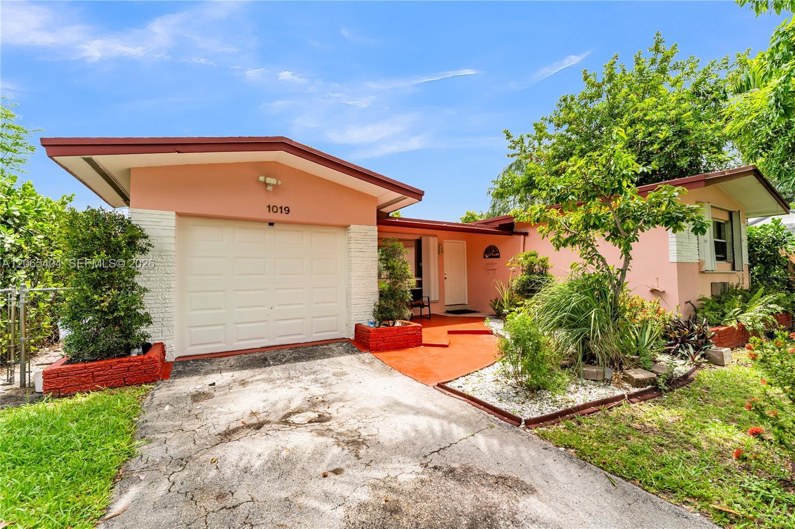 1019 S 29th Ave # 1019, Hollywood FL 33020