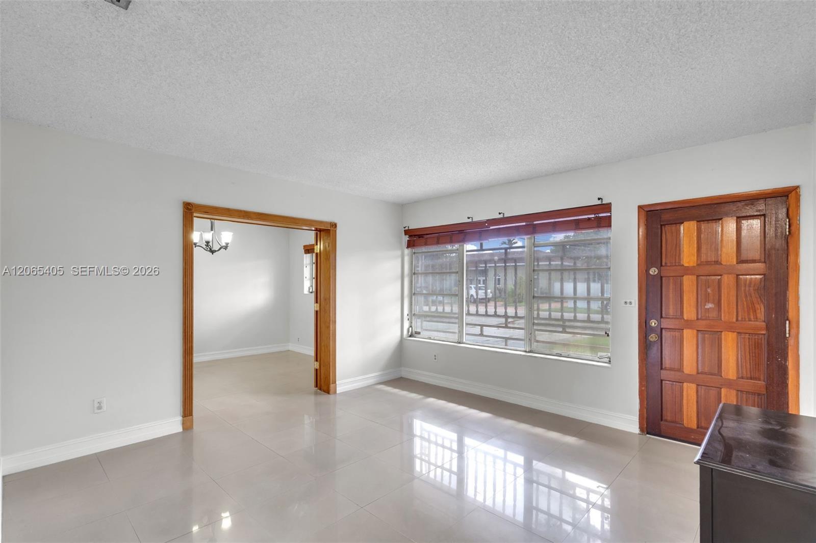 5560 W 6th Ave, Hialeah FL 33012 photo 5