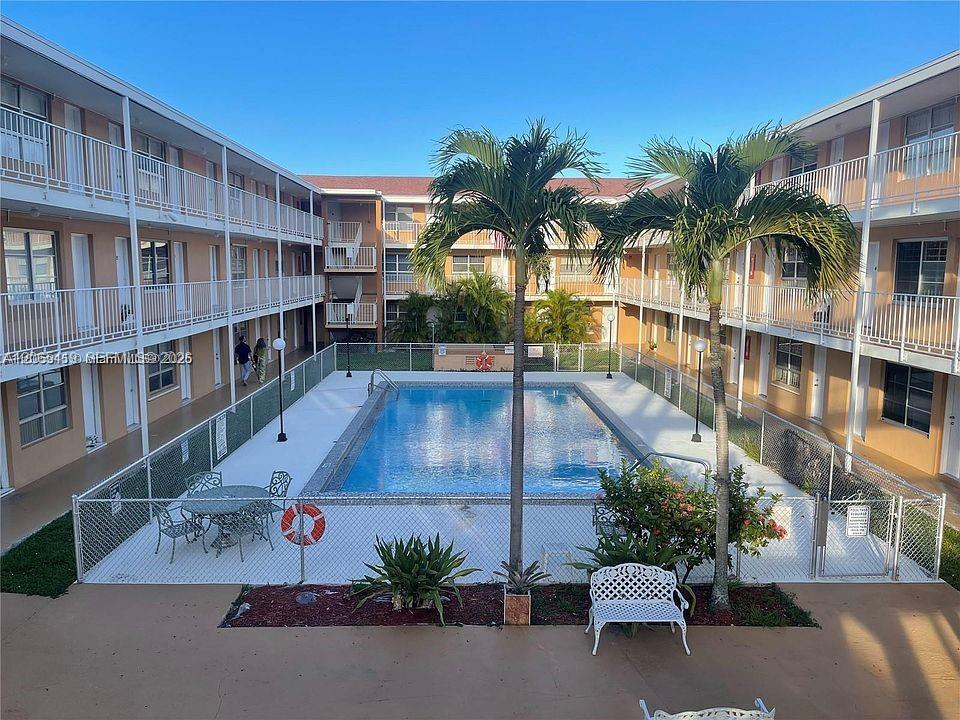 3881 W Flagler St # 316, Miami FL 33134