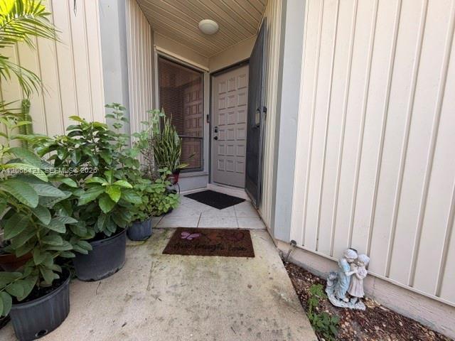 9631 W Elm Ln, Miramar FL 33025 photo 4