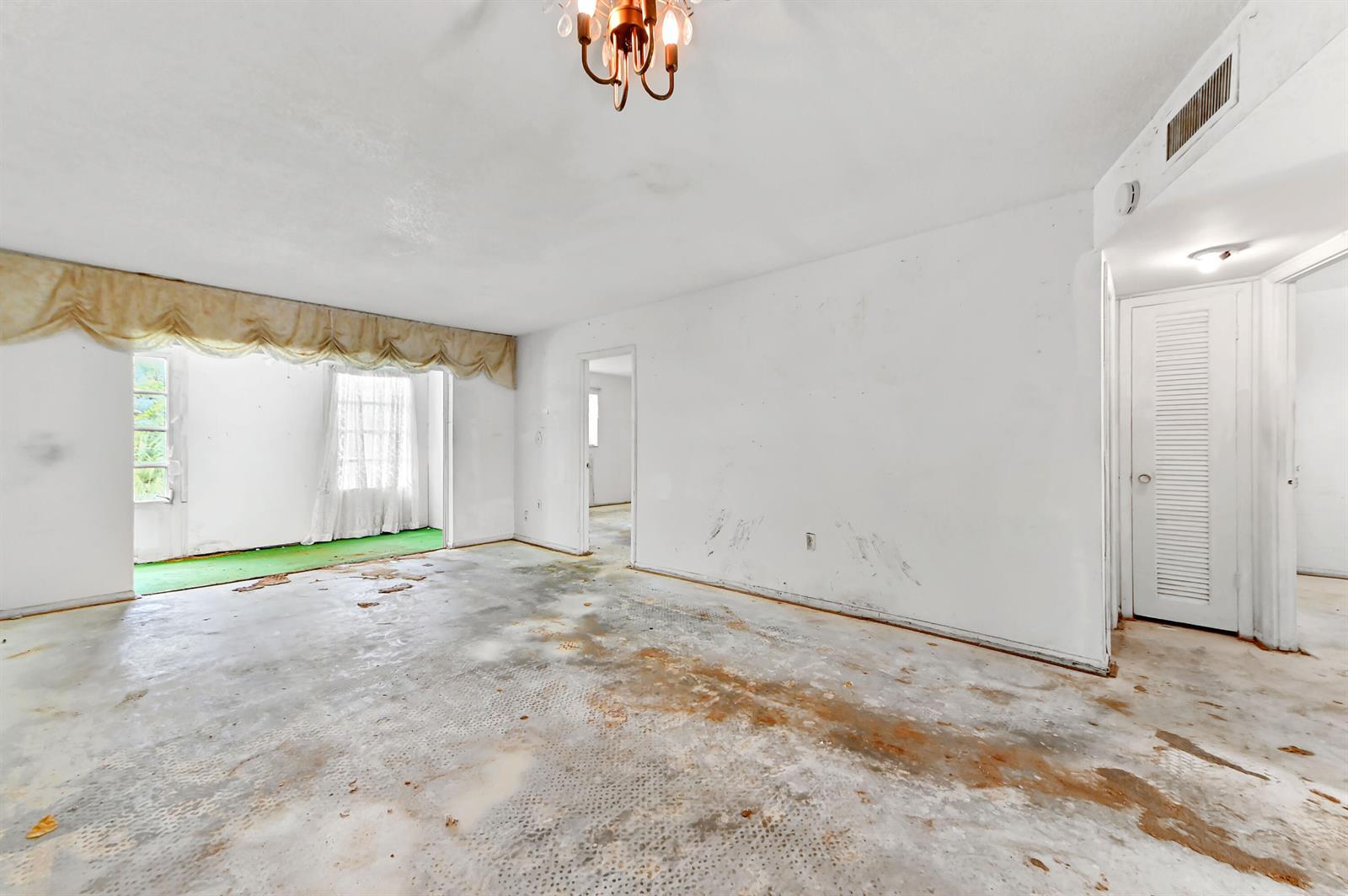 3091 E Sunrise Lakes Drive # 302, Sunrise FL 33322 photo 5