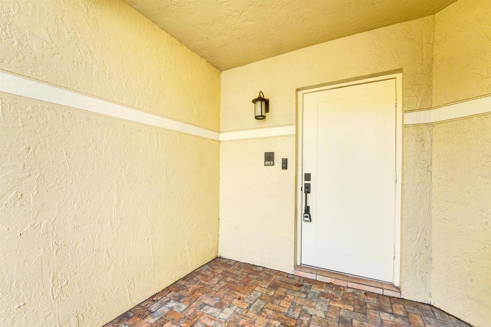 3407 DEER CREEK PALLADIAN Circle, Deerfield Beach FL 33442 photo 4