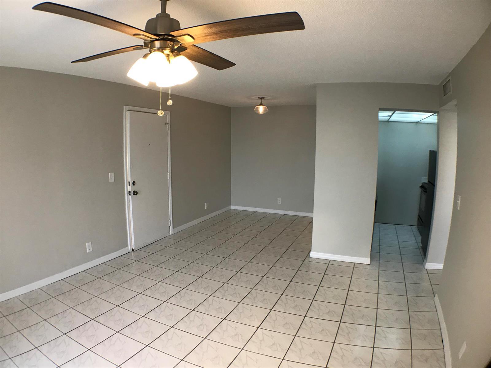 1846 Abbey Road # 104, West Palm Beach FL 33415 photo 2