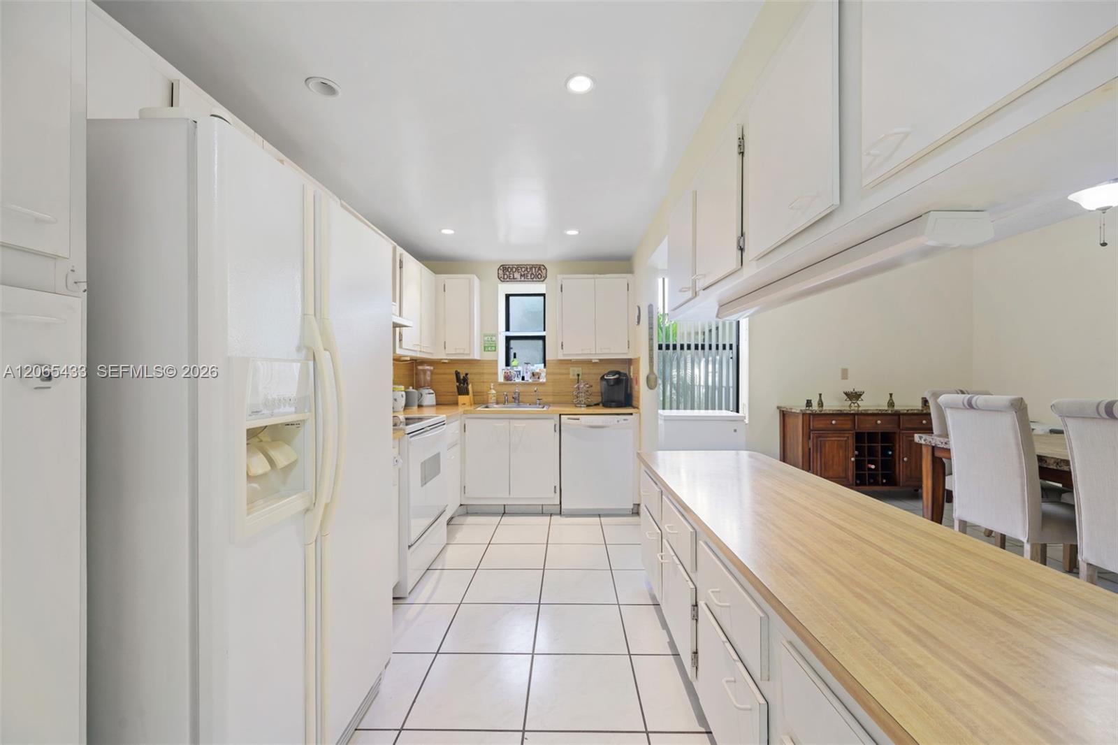 20401 NE 30th Ave # 8, Aventura FL 33180 photo 4