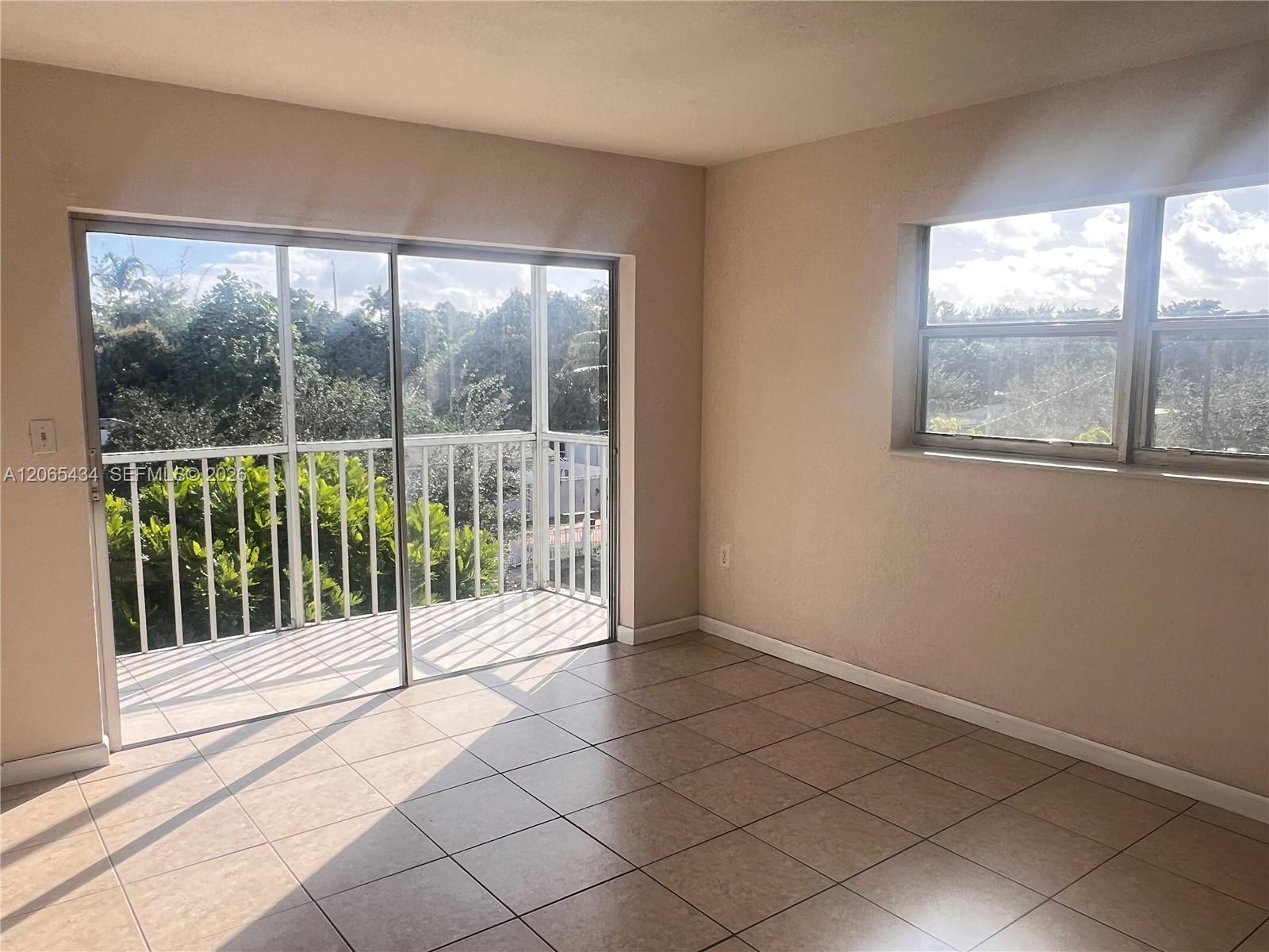 12290 NE 11th Ct # 203, North Miami FL 33161 photo 2