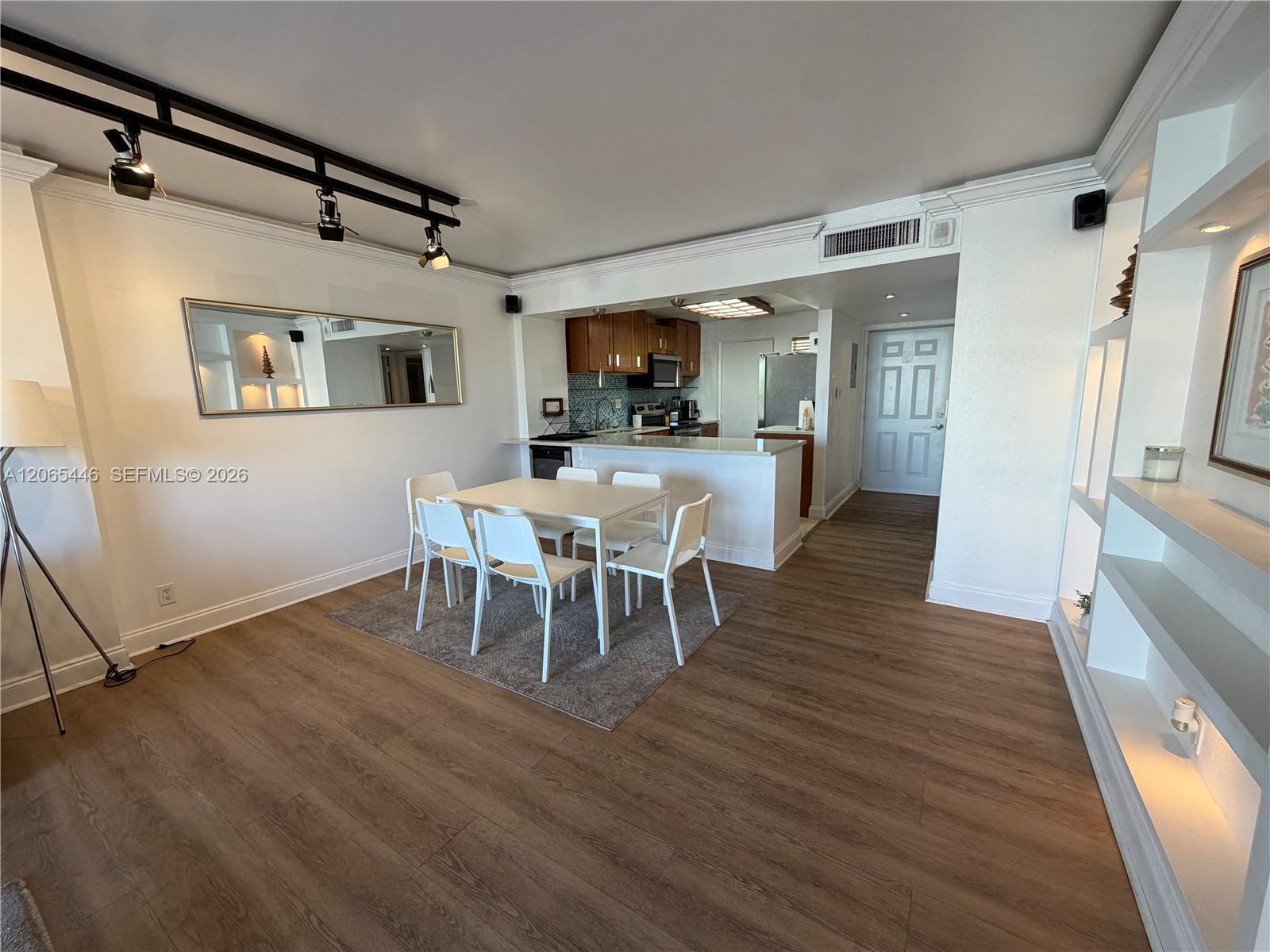 2903 N Miami Beach Blvd # 201, North Miami Beach FL 33160 photo 4