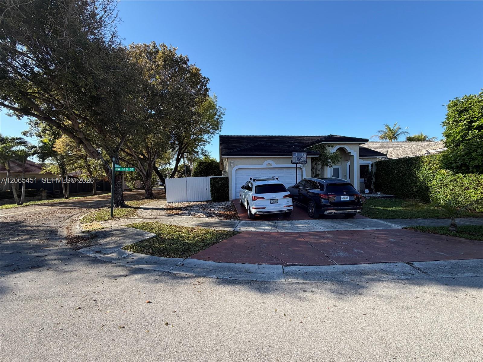Miami Lakes, FL