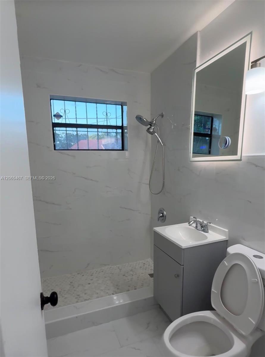 41 NE 195th St, Miami FL 33179 photo 5