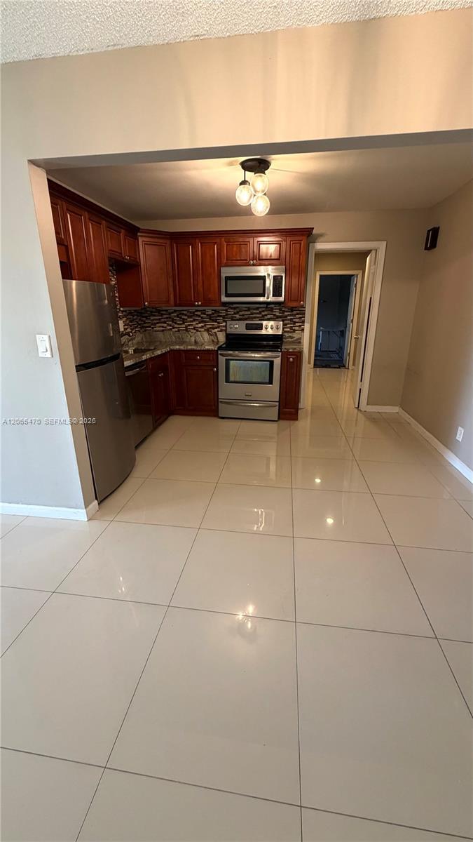 19480 Dakota Ct, Boca Raton FL 33434 photo 3