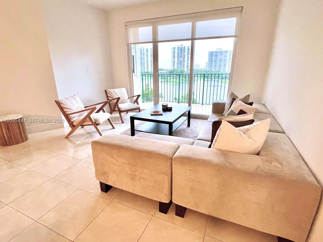 20000 E Country Club Dr # 612, Aventura FL 33180 photo 4