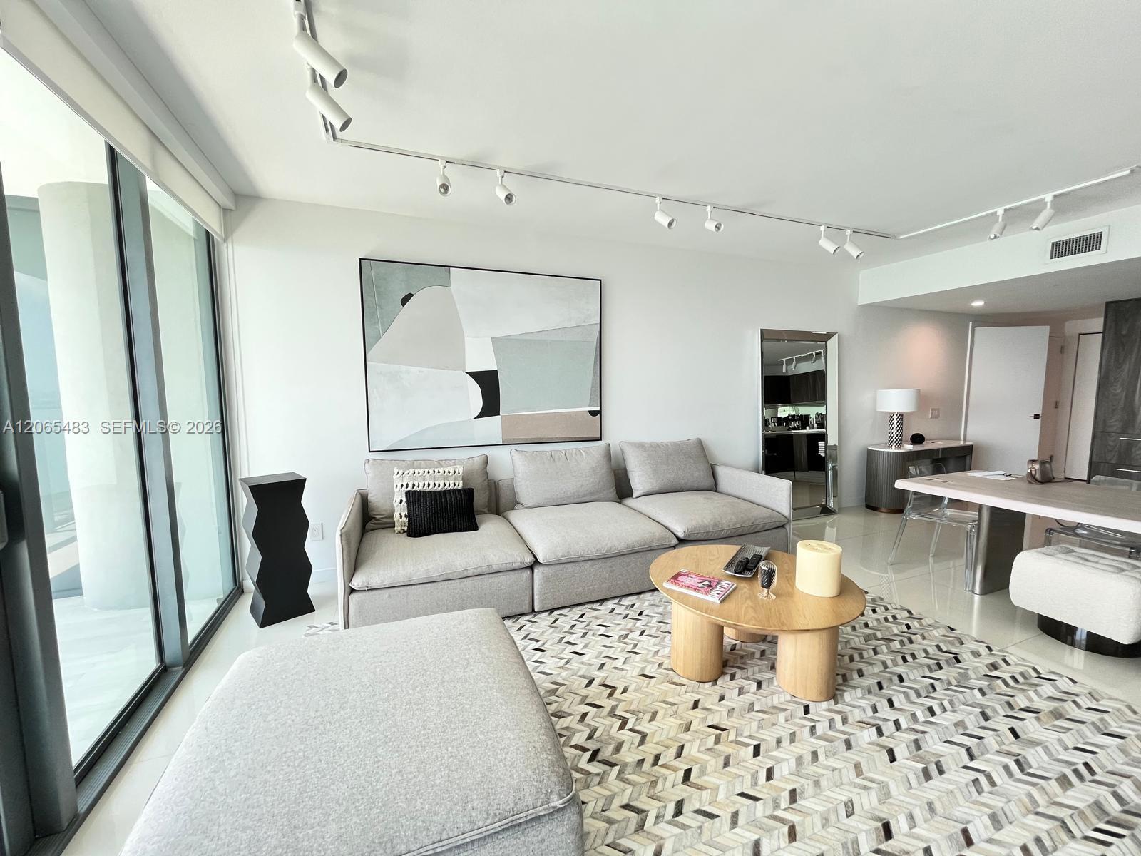 3131 NE 7th Ave # 3003, Miami FL 33137 photo 3