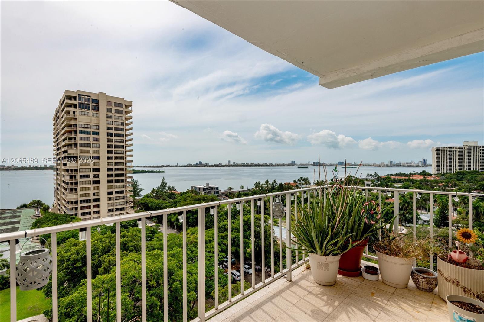 11111 Biscayne Blvd # 12B, Miami FL 33181