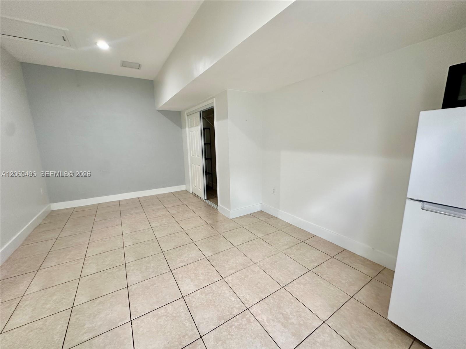 16025 SW 53rd Ter, Miami FL 33185 photo 5