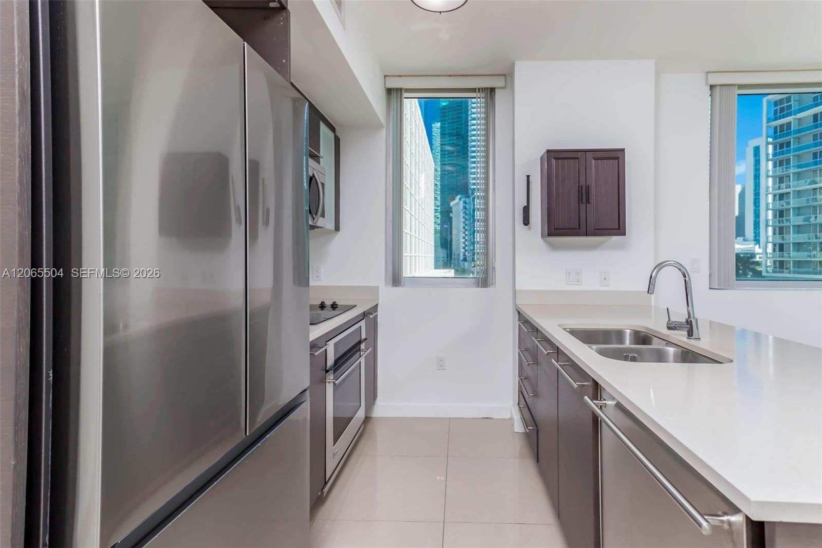 500 Brickell Ave # 401, Miami FL 33131 photo 4