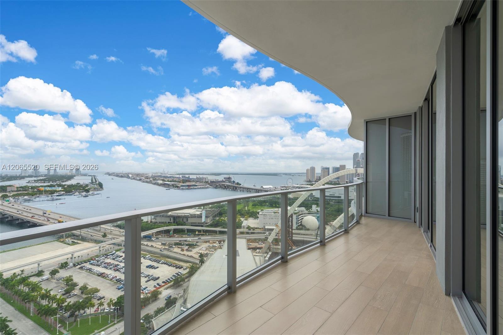 1400 Biscayne Blvd # 2905, Miami FL 33132