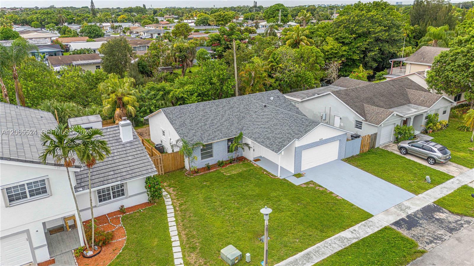 8500 SW 20th St, North Lauderdale FL 33068