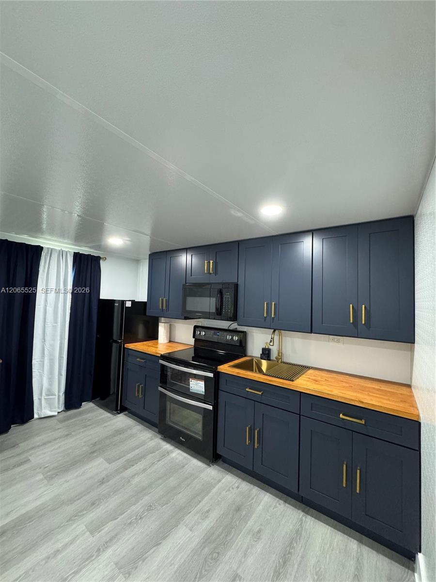 2461 NW 14th St # 2, Fort Lauderdale FL 33311