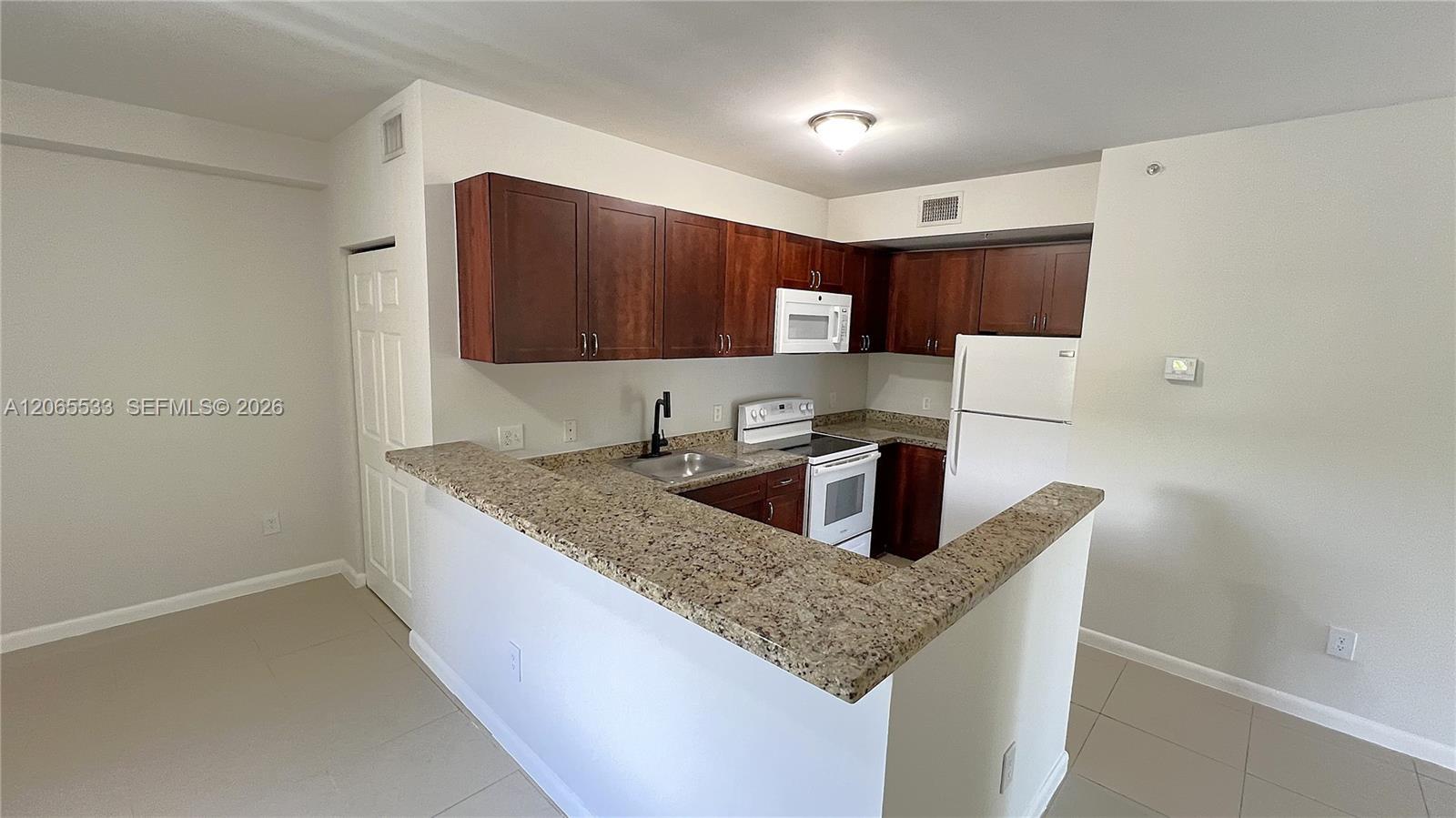 909 SW 15 AV # 1, Miami FL 33135 photo 4