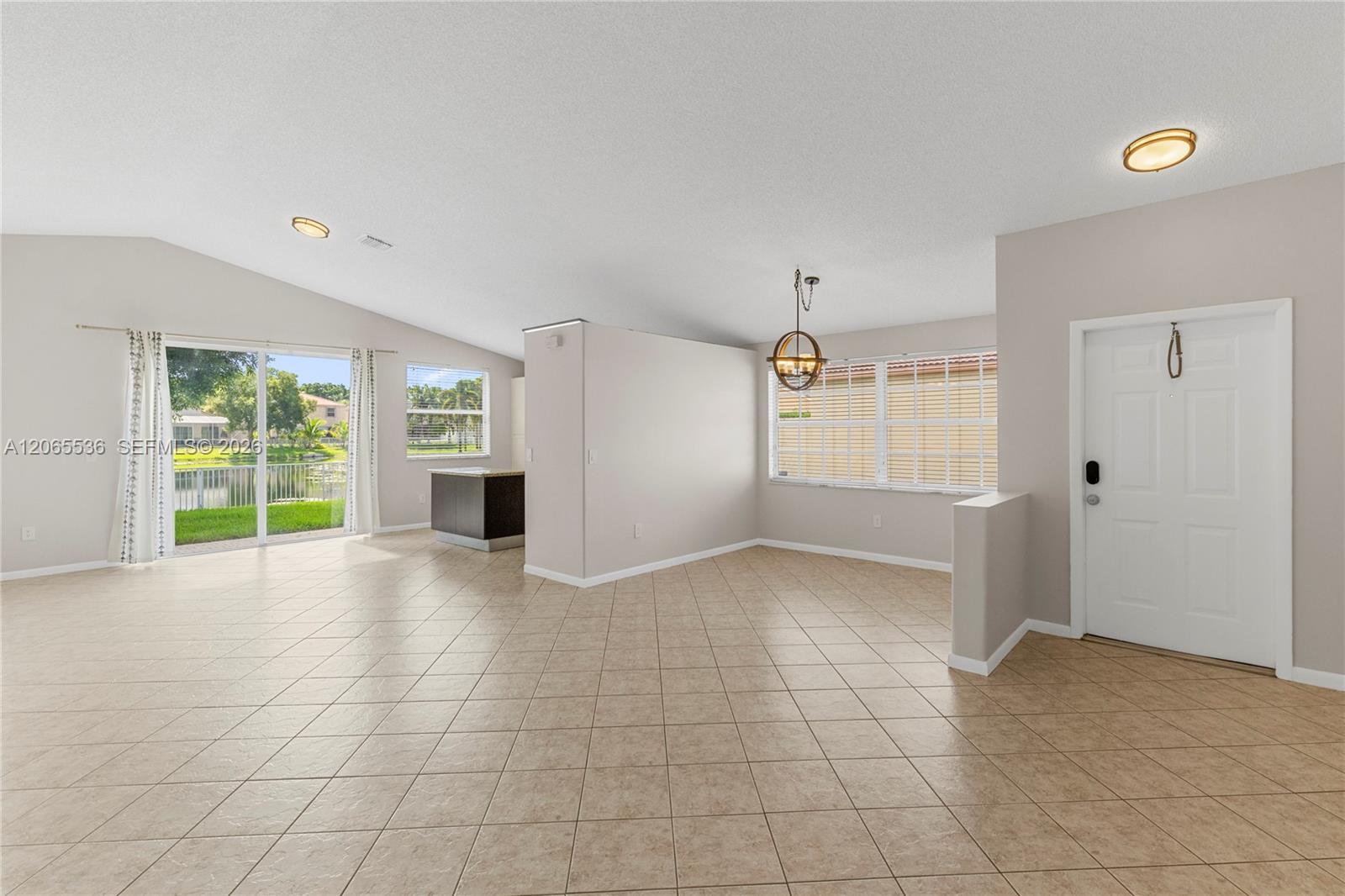 363 NW 158th Ave, Pembroke Pines FL 33028 photo 5