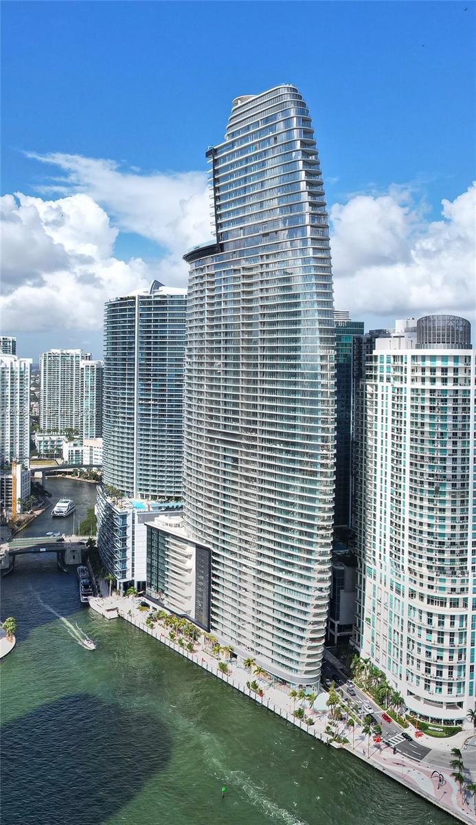 300 Biscayne Blvd Way # 2309, Miami FL 33131